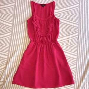 ⭐️Express pink dress size xs